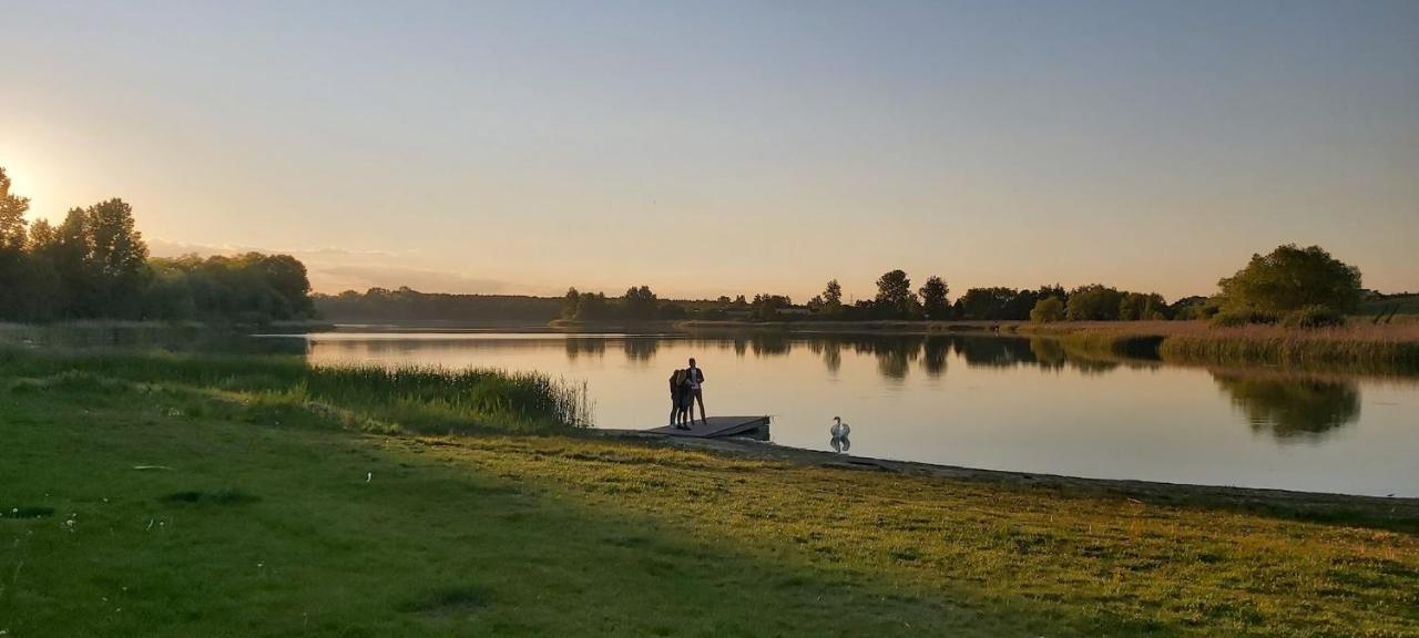 Ab Domki Caloroczne Nad Jeziorem Stęszew Exterior foto